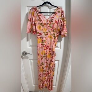 Chic Floral Maxi Dress in Pink